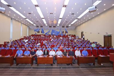 同濟(jì)大學(xué)2023年中學(xué)生科技夏令營 在實(shí)踐熔爐中鍛造教育與科研的未來